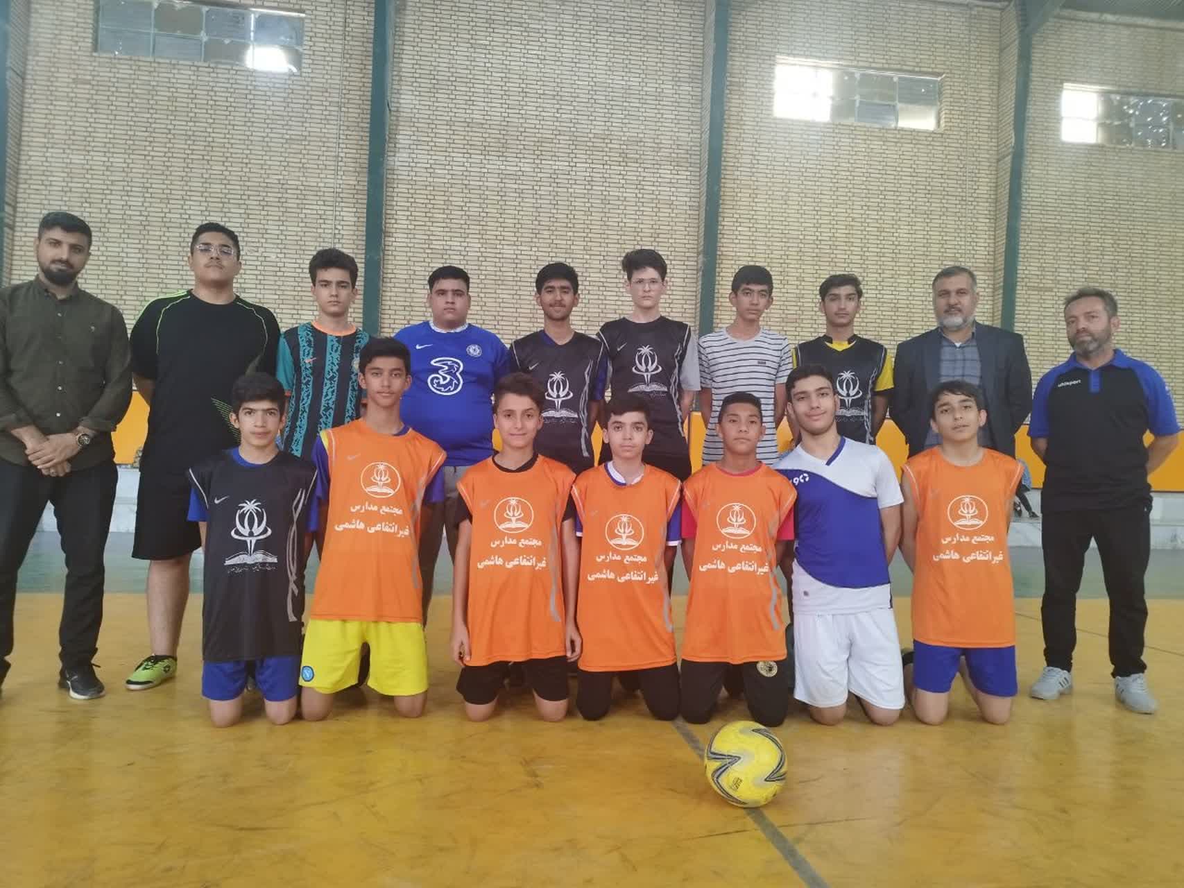 فعالیت های ورزشی مجتمع آموزشی غیردولتی هاشمی